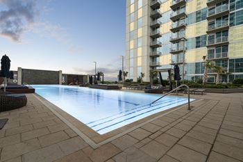 Allure Hermann Park | Hermann Park Infinity Pool with Private Cabanas